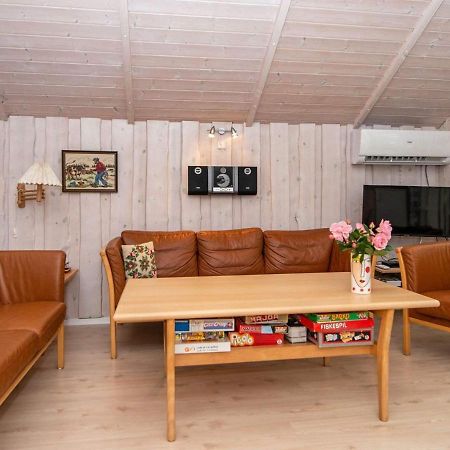 8 Person Holiday Home In Hovborg Eksteriør bilde