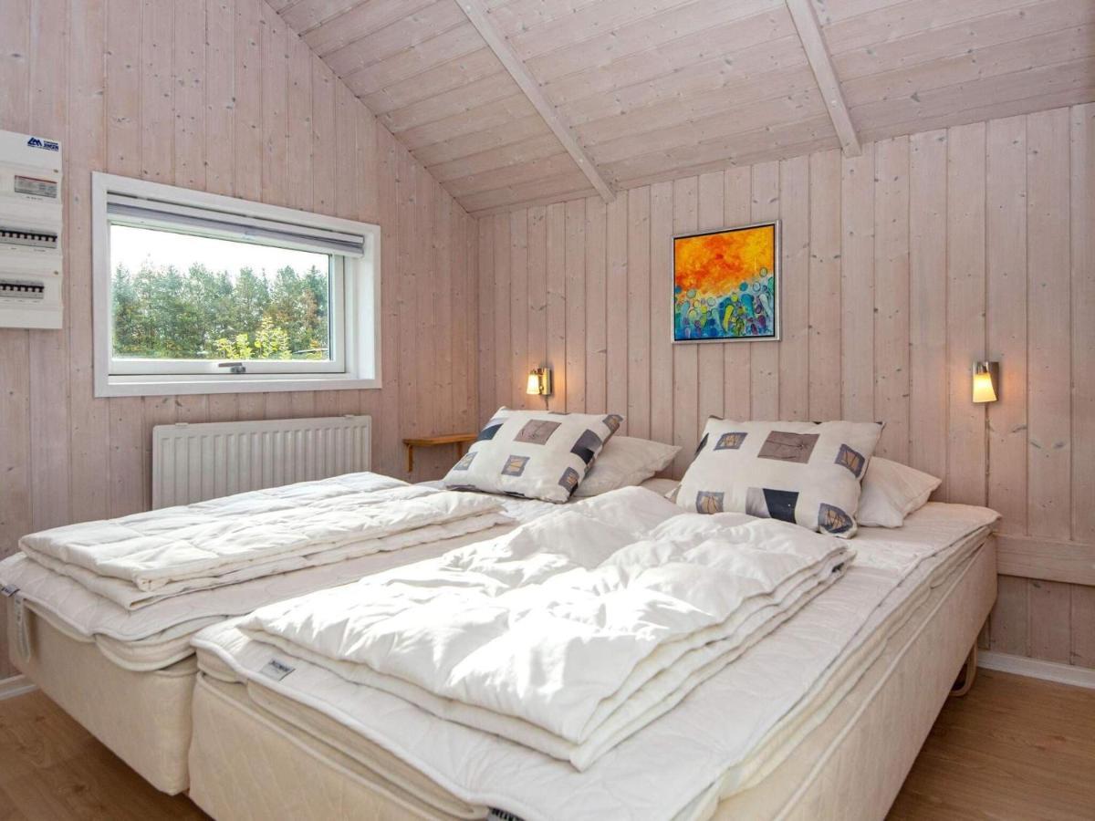 8 Person Holiday Home In Hovborg Eksteriør bilde