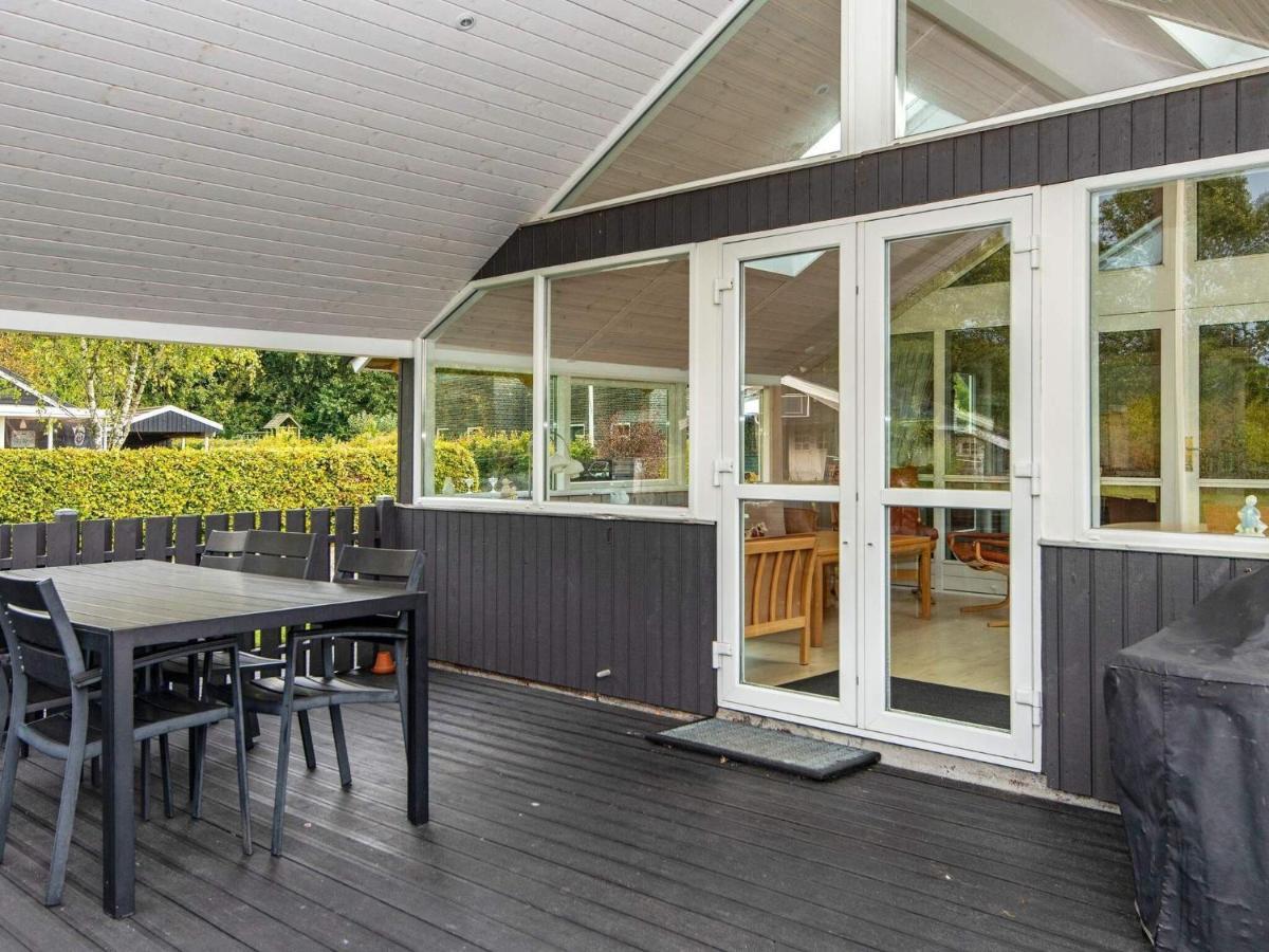 8 Person Holiday Home In Hovborg Eksteriør bilde